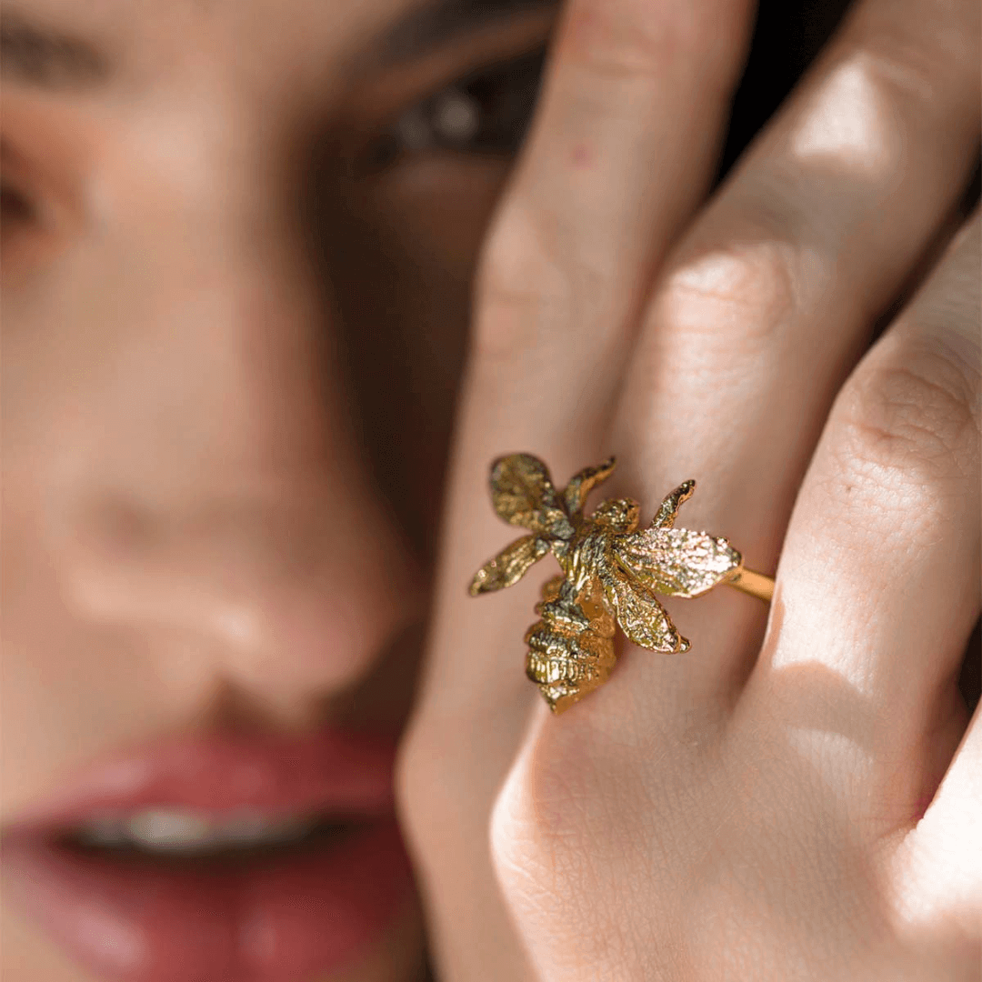 Bee on sale jewellery rings