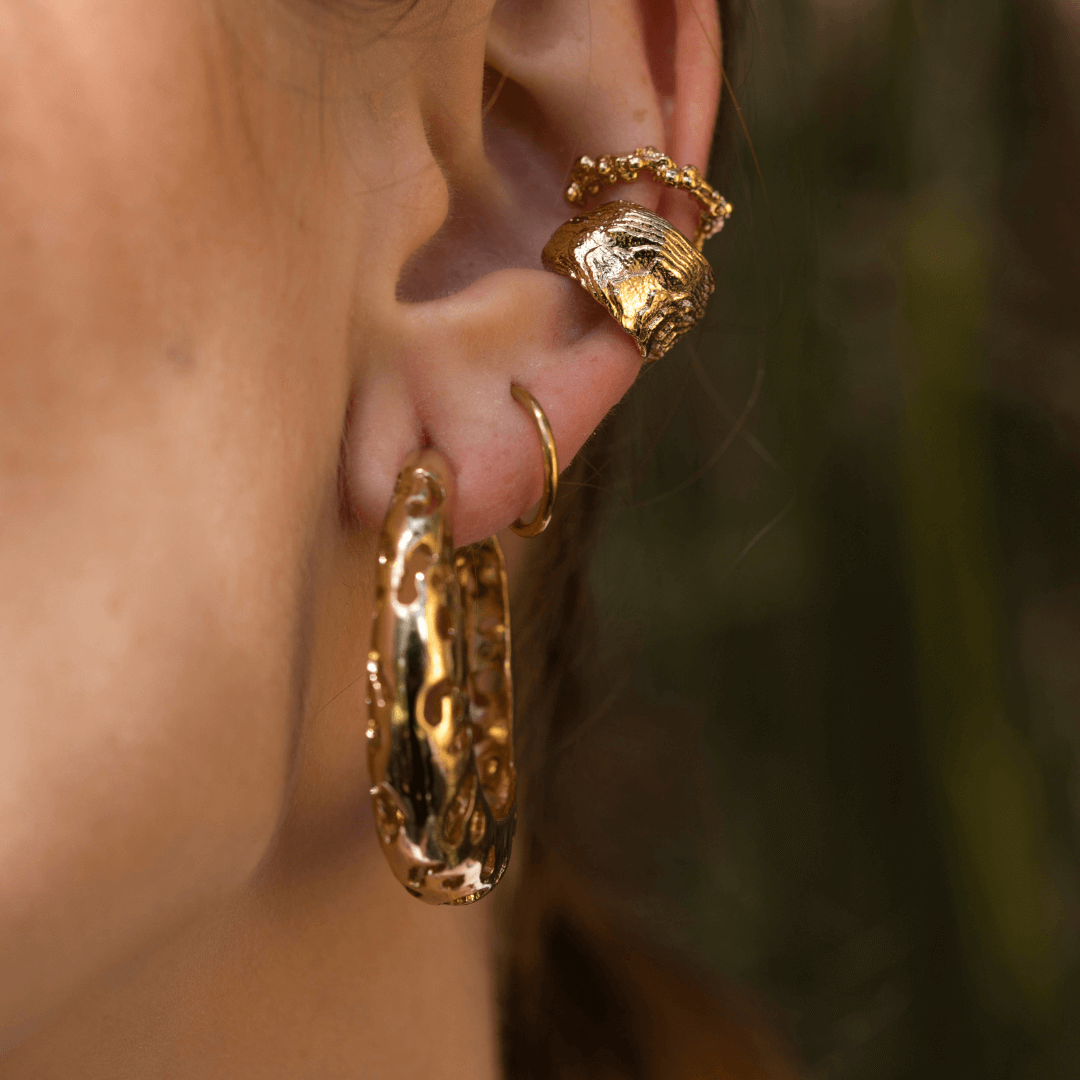 Leopard hoop earrings model